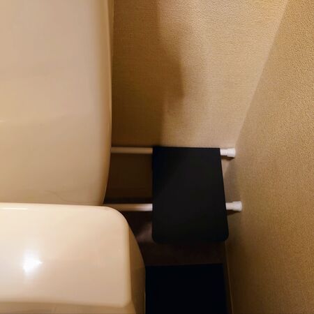 その上にブックエンドを置くだけで