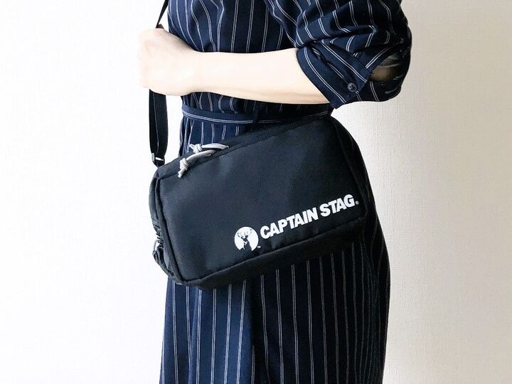 傘もスポッ♡【付録】雨の日対応がパーフェクトなショルダーバッグ「これは買いだね~!!」