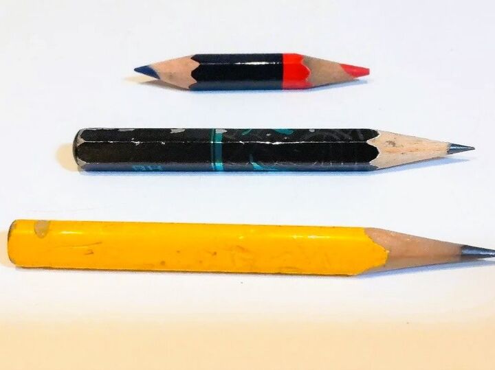 「短くなった鉛筆」を最後まで使い切る意外な方法。今まで何本無駄にしてたんだ…！