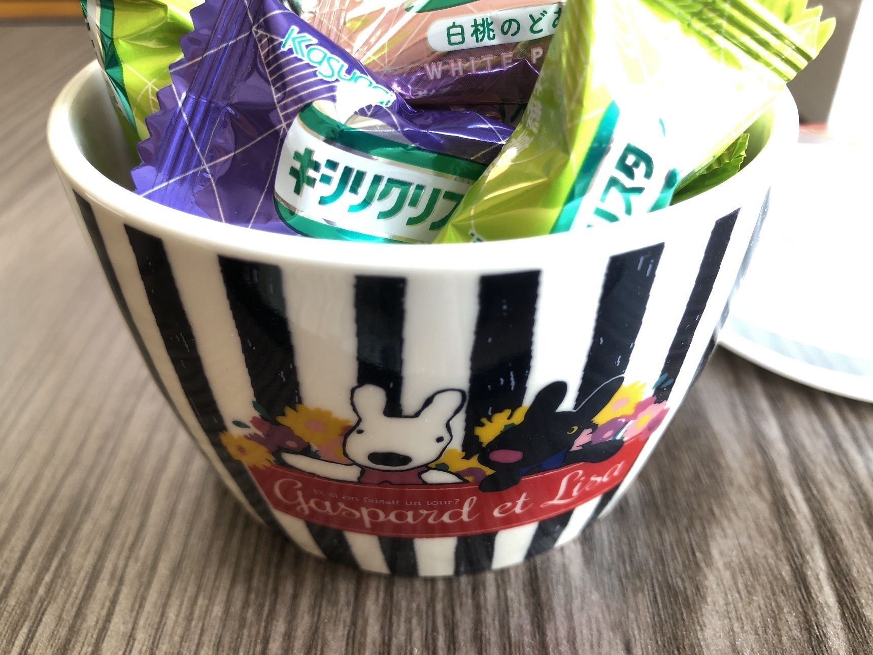 こんな風にお菓子を入れてもいいかも♪