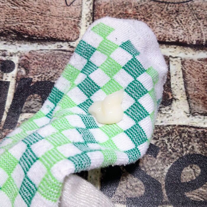 羽根以外も塗布するので多めに