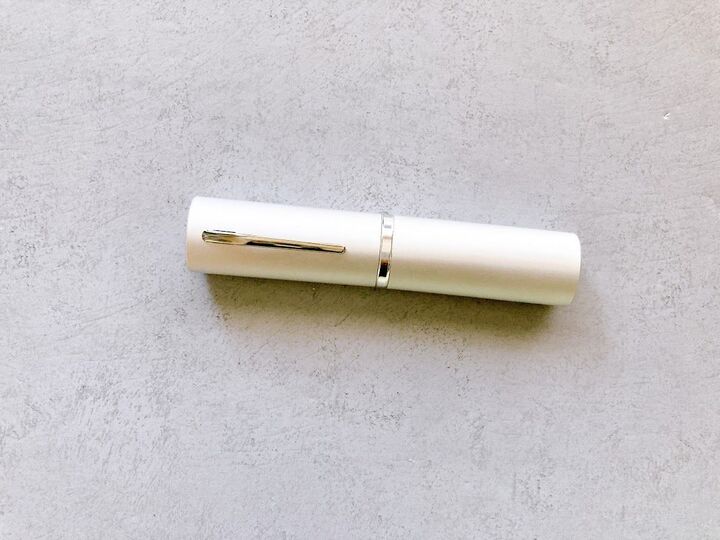 【ダイソー】スタイリッシュな文房具?取り出すと伸ばせて手にフィット!の目ウロコアイテム