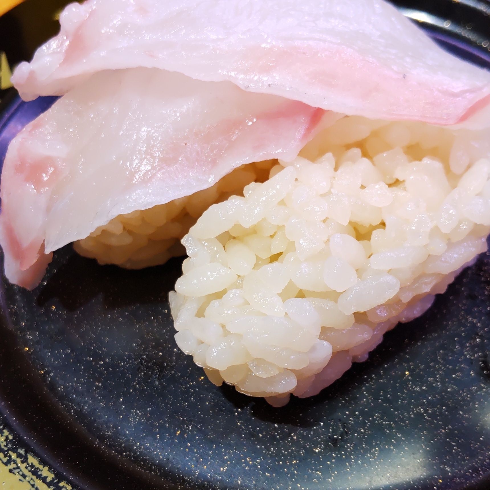 他にも食べてみたいお寿司を「赤シャリ」と楽しみました。