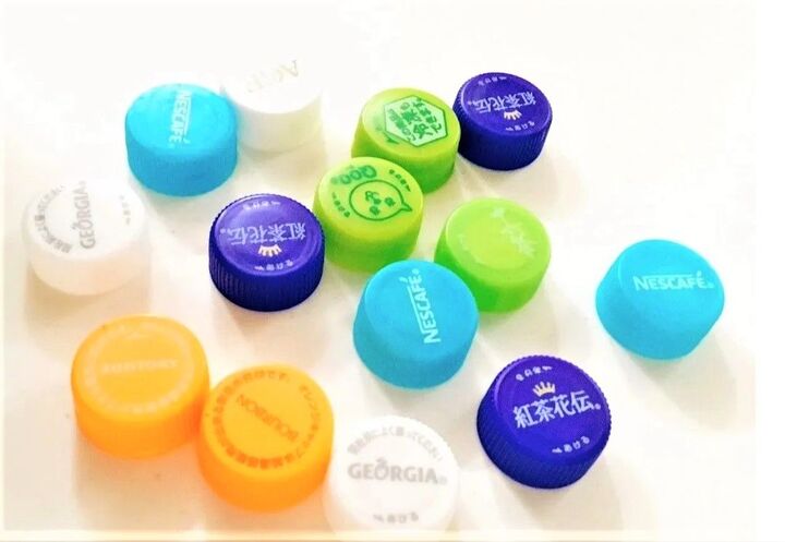 ペットボトルキャップ、捨てる前にもう一働き!キッチンの便利グッズとして活躍しますよ♪