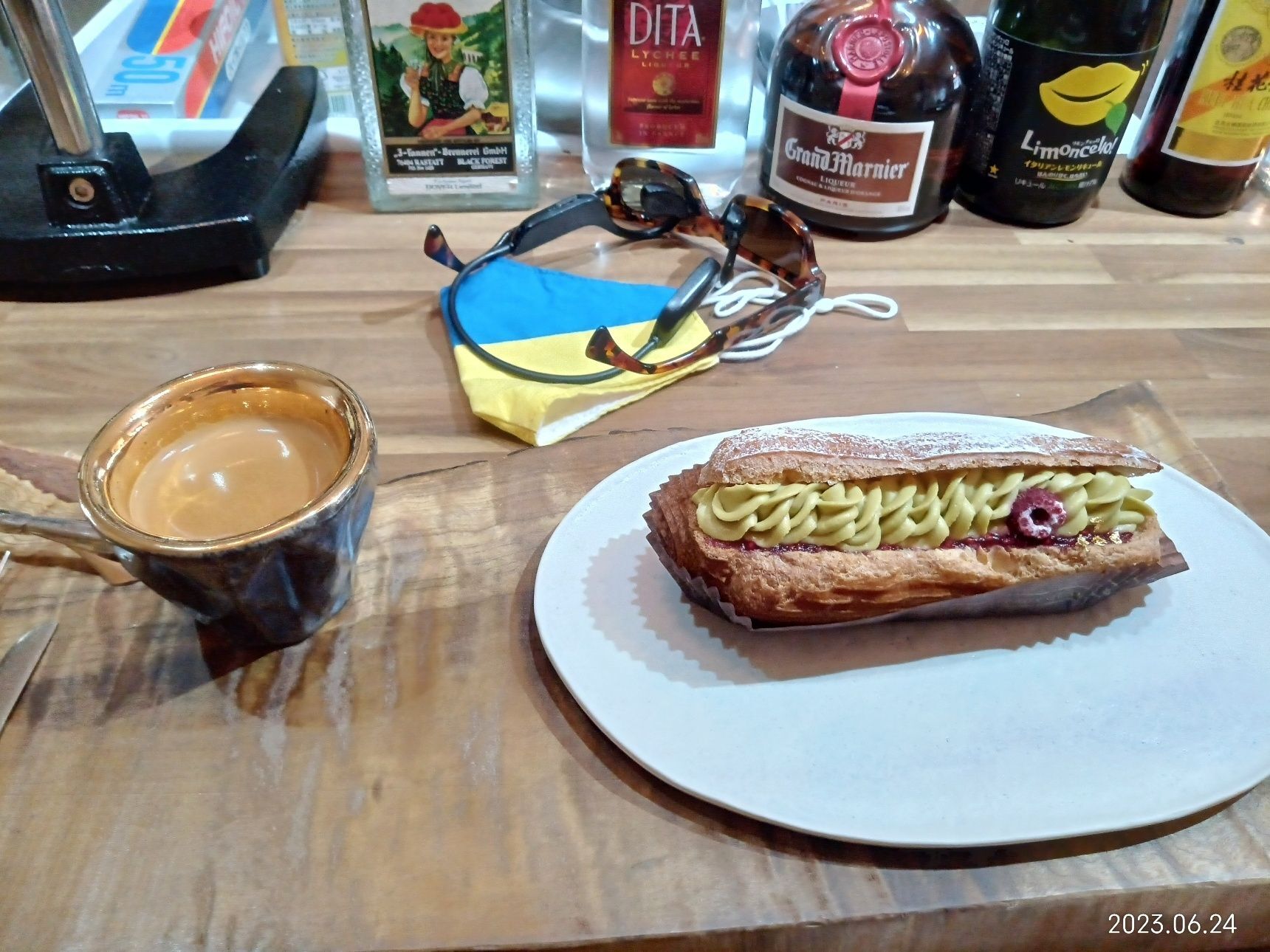 今日のキャフェespresso　エクレアとコーヒーのお店「Shandian」（あやちゃんとこ）