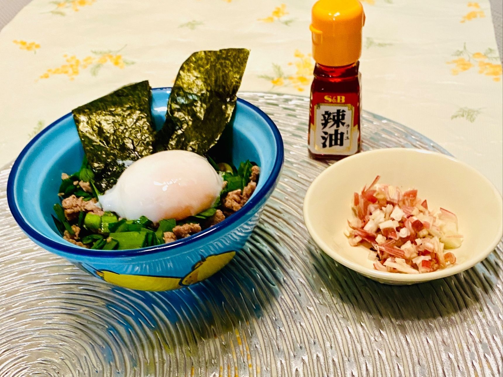 辛ラーメンで作るまぜそば・にらそぼろ編