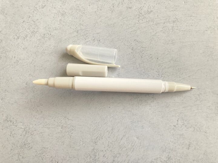 【セリア】玄関に置くと便利&時短に!色なしの蛍光ペン?と思いきや感動モノの発明品だった!