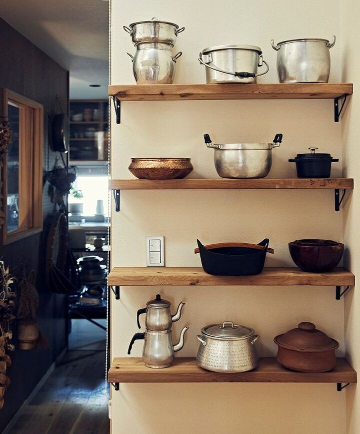 「食」をこよなく愛す文筆家・ツレヅレハナコさん。 予算を注ぎ込んだこだわりのキッチンは大満足の空間