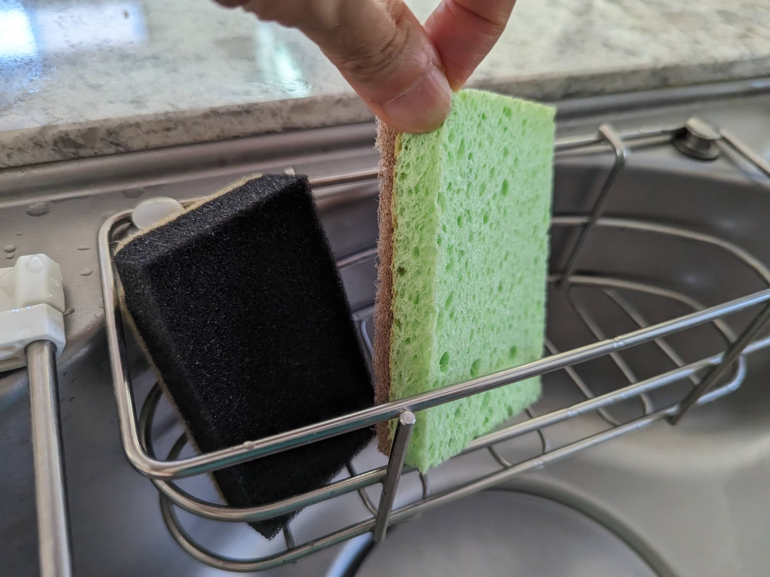 ひるおびで話題に！シンク掃除はもうスポンジを使いません！いつものヤツで代用すれば一石二鳥＆楽にキレイ♪ 3ページ目｜暮らしニスタ