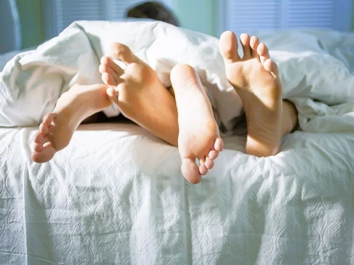 40代・50代女性の【いびき】の対処法 3選!この年代女性ならではの「なるほど~…」な原因と、旅先でも使えるイイ方法!