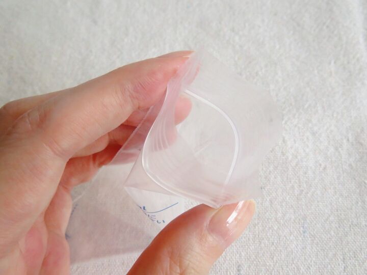 【キャンドゥ】猛暑のお出かけの救世主!細~い袋でひんやり感が長続きします♪