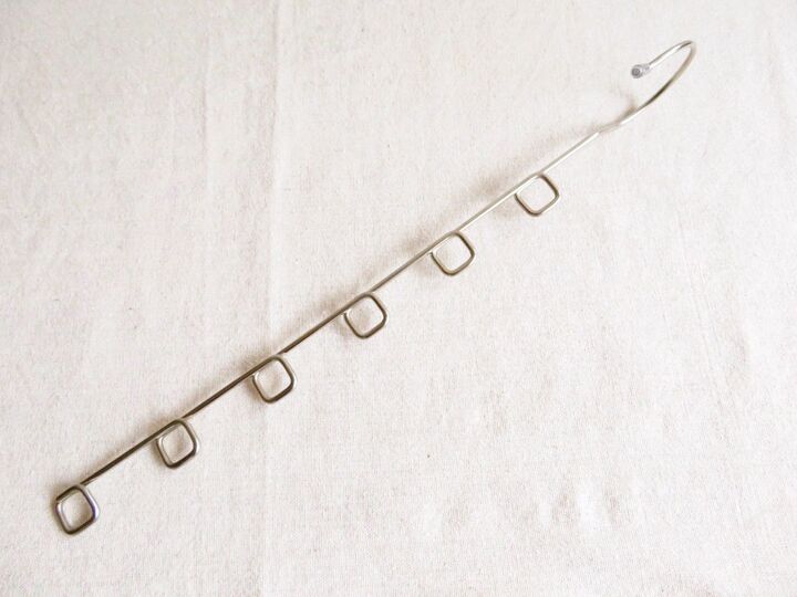 【ダイソー】謎の輪っかが便利すぎる!ギュウギュウのあの場所がスッキリ♪