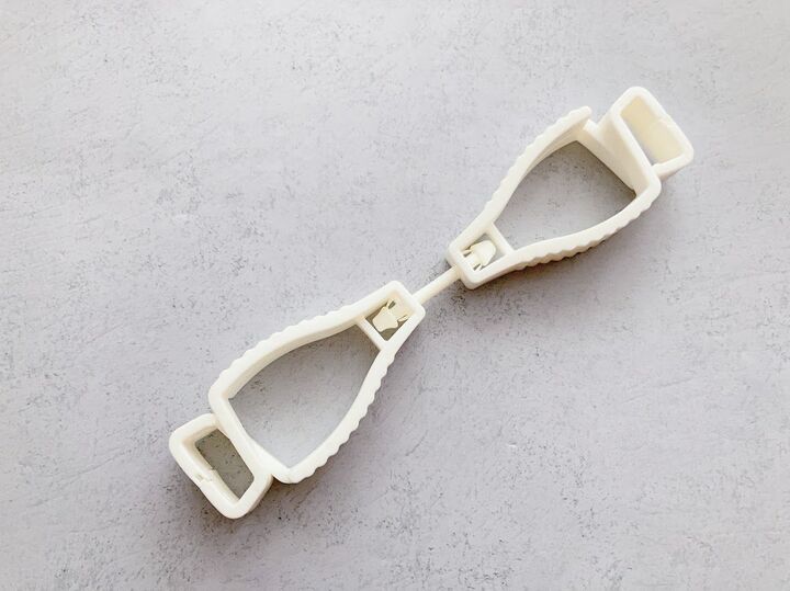 【ダイソー】謎のパーツ発見。ポケットぱんぱんにならない!手荷物フリーに!マルチに使える“すごアイテム”だった♪