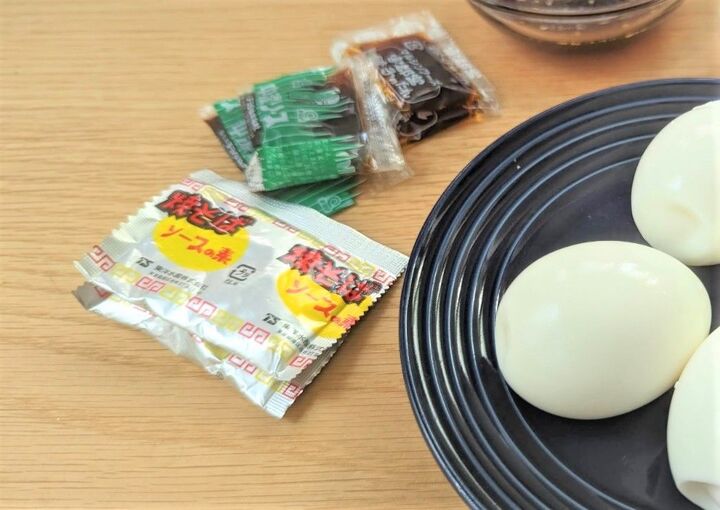 余った小パックのタレの使いどころ発見!人気料理がラク&お得に作れる