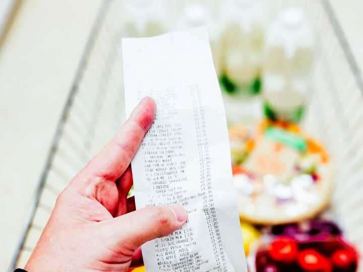 食費2万円台の人が「ドラッグストアで買う」と決めている食料品4つ