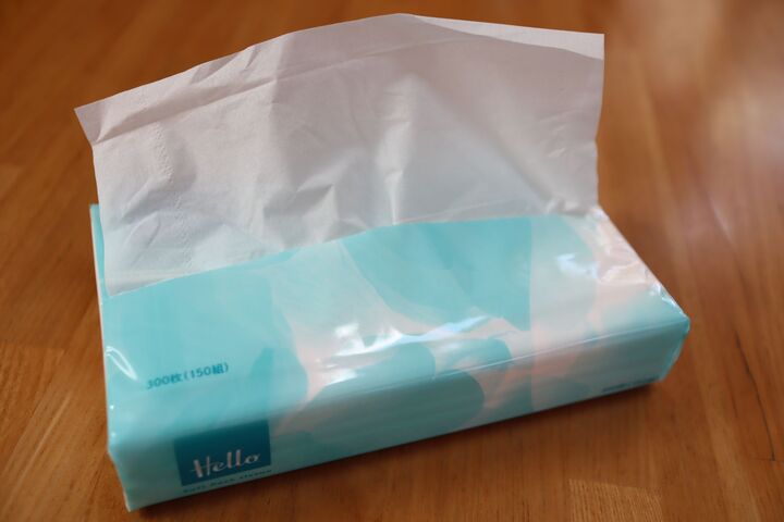 イライラを一発解決!ティッシュの1枚目をスムーズに取り出す裏ワザ【やってみた】