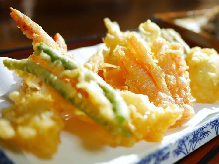 スーパーの天ぷらをサックサクに復活させる一番簡単な裏ワザ!【やってみた】