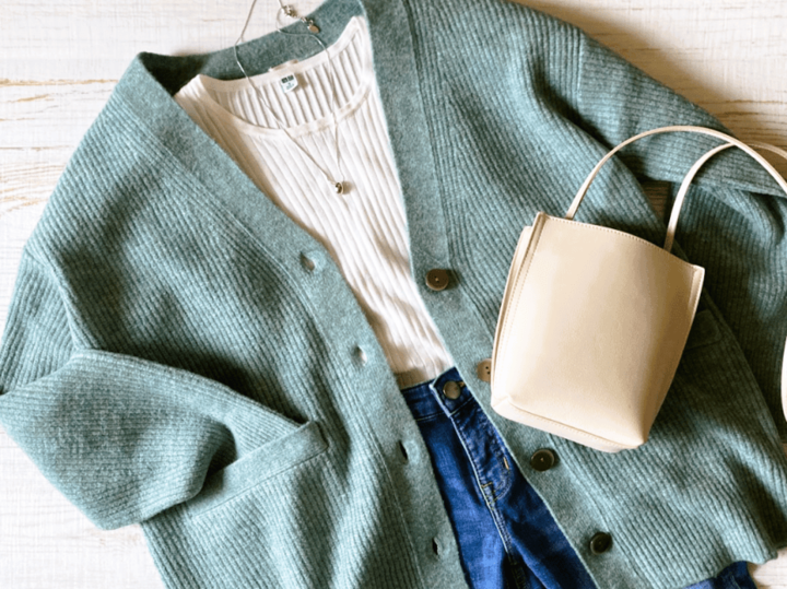 【GU】華奢見え♡差し色にぴったりな「カーディガン」が今年も登場。着心地の良さがパワーアップしてますよ!!