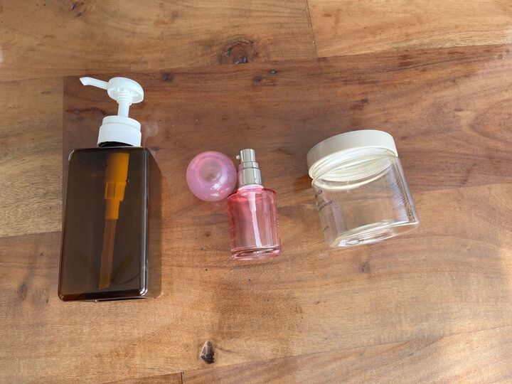 お気に入りのコスメの空き容器やボトル、捨てません!気分が上がる♡活用術4選