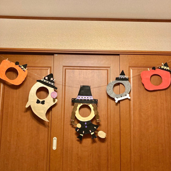 100均材料で手作りハロウィンパーティグッズ！顔出しパネルガーランド 