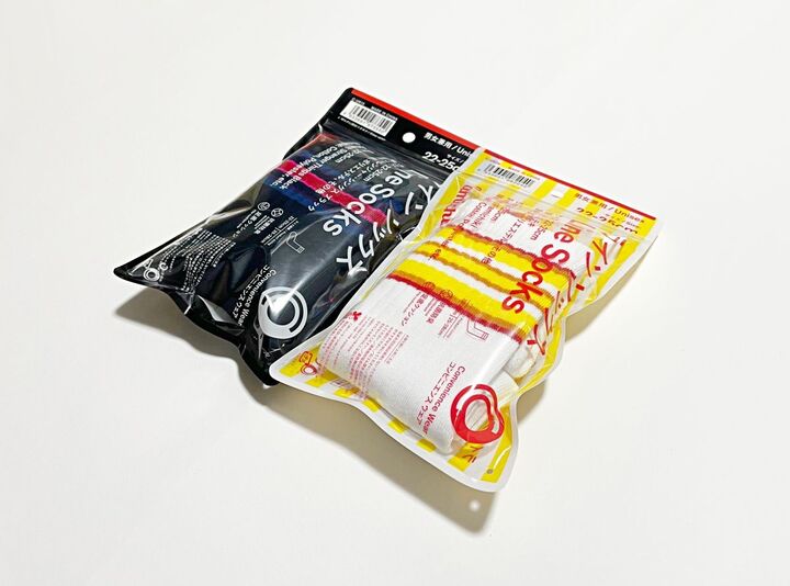 【超お得】今すぐファミマへ!12月11日まで大人気靴下がなんと3足で1,000円に!?