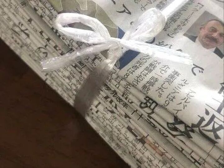 "絶対にゆるまない"新聞紙のしばり方。ただの蝶結びじゃないんです!段ボールにも使えますよ♪