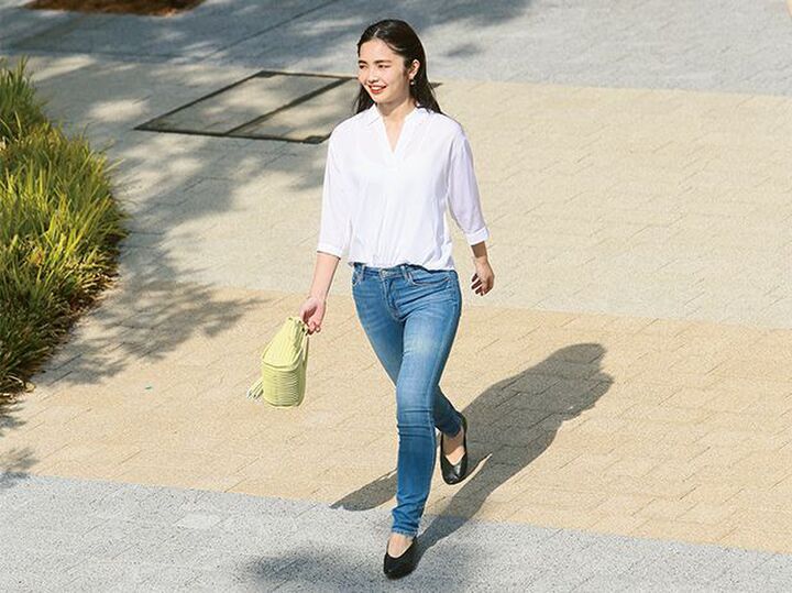 【やせるウォーキング】テレビを見ながらでもできる!おうちで座りながらウォーキングで正月太りしない!