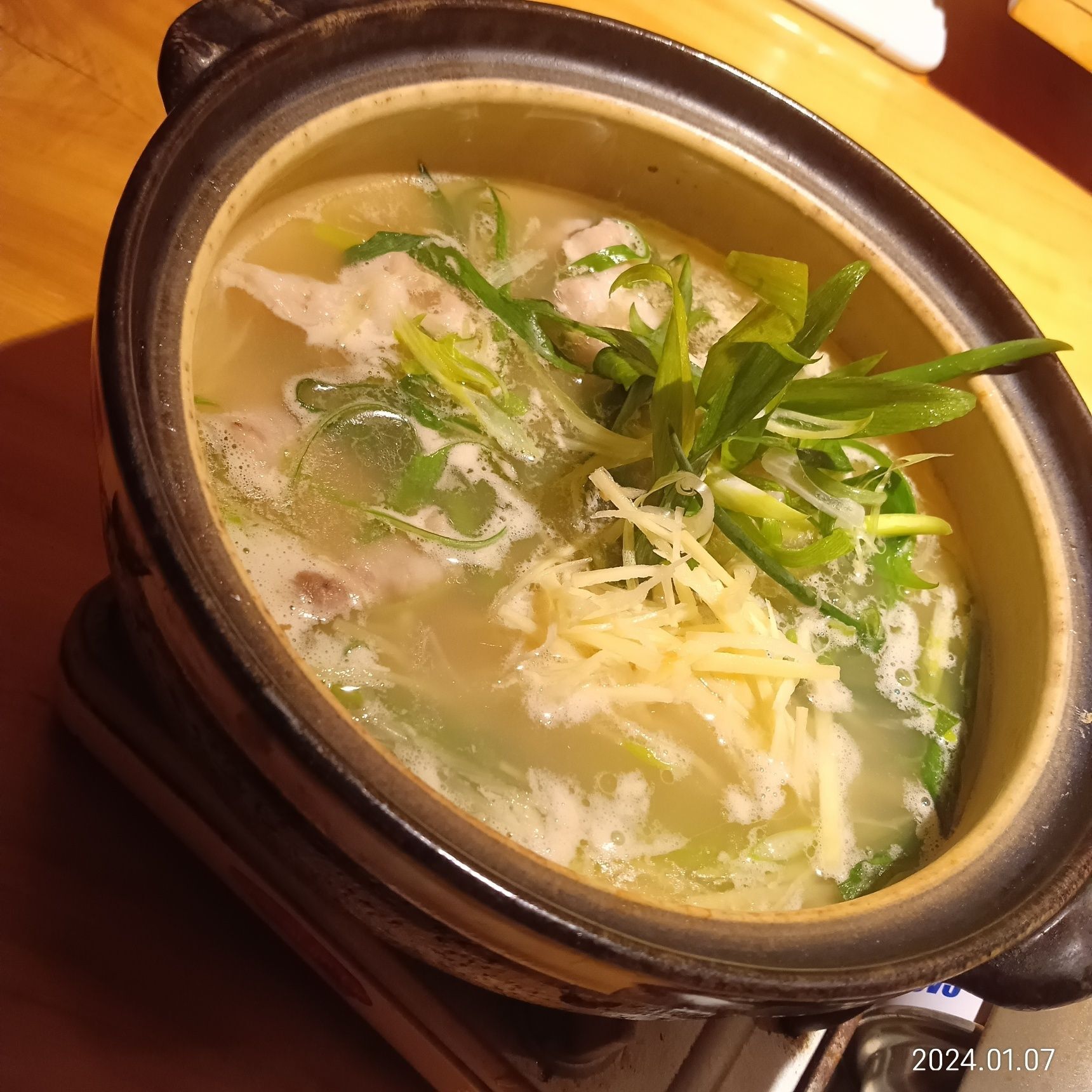 ココロもカラダもぽっかぽっか♪鶏白湯の生姜鍋