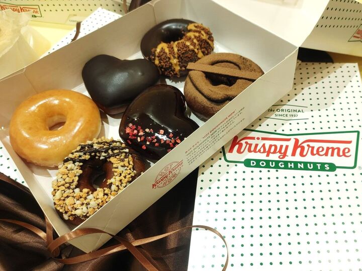 【クリスピー・クリーム・ドーナツ】期間限定♡バレンタインドーナツは甘~いチョコづくし!!!