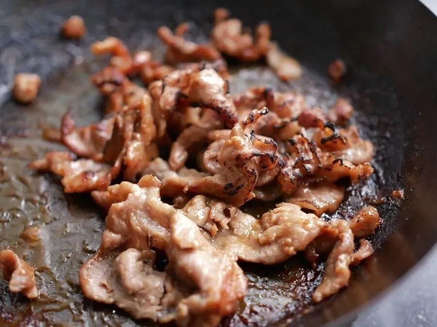 豚こま肉を炒めても「硬くならない」！本当に簡単な方法