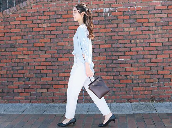 【やせるウォーキング】肩甲骨まわりの筋肉を柔軟にしてやせる歩き方を始めよう♪