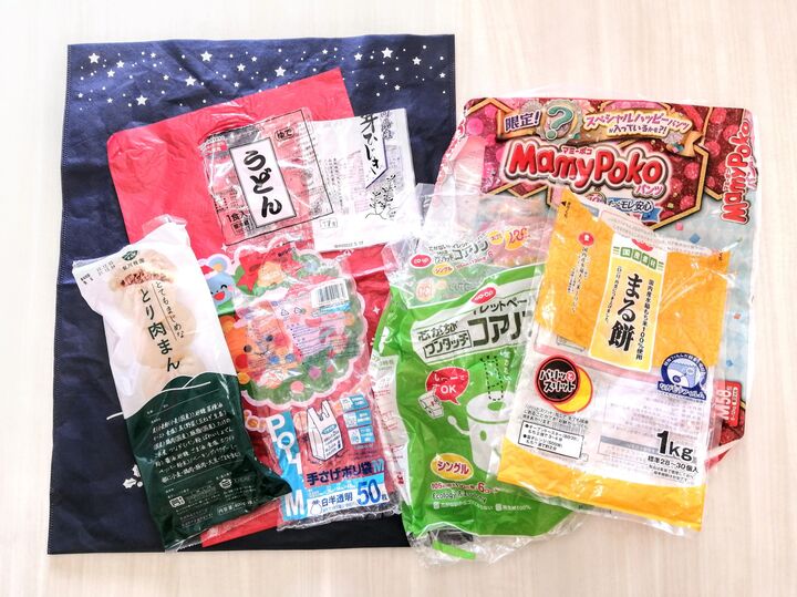 小さい袋も捨てません!いろいろな空き袋を「ゴミ袋化」できる【魔法カット】