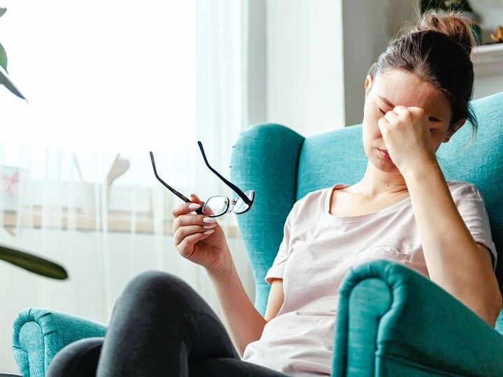 「最近、目がかすむ…」は放置したらダメ!今すぐできる"目の衰え度"セルフチェック