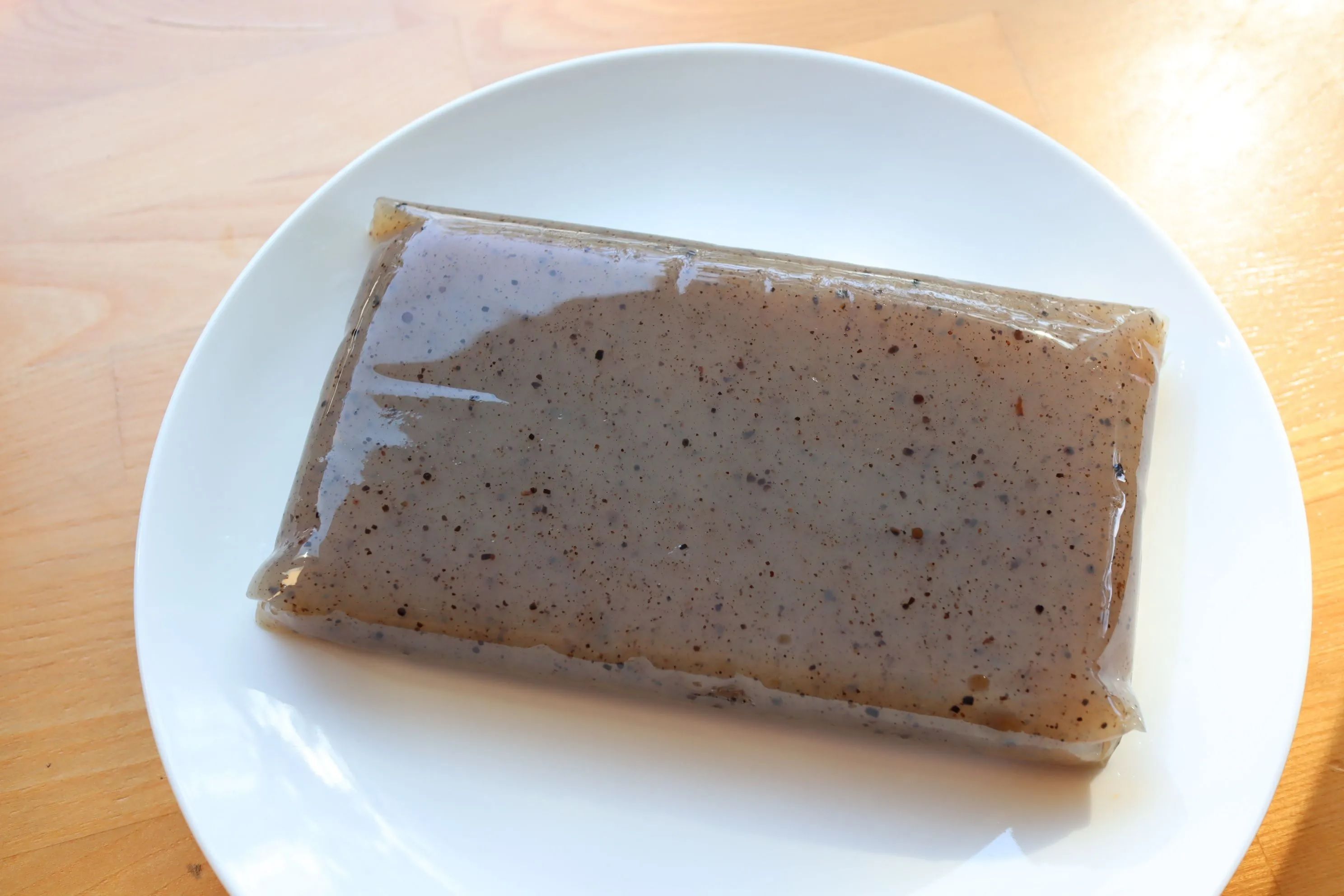 こんにゃくが嘘みたいに味しみしみ♪新食感も楽しめる意外な方法とは⁉