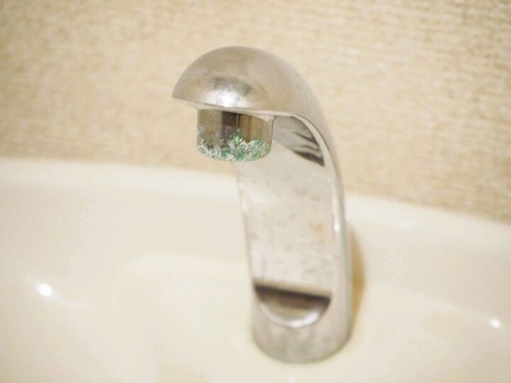 トイレタンクの蛇口の"5年モノ”の汚れをピカピカにする方法!【試してみた】