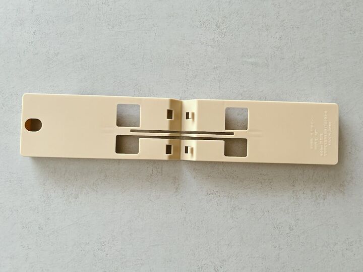 【セリア】こんなにコンパクトなのは画期的。たった110円なら買わない手はない謎ツール、一体何?