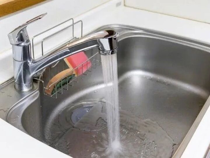 「流しちゃダメなの!?」「知らなかった…!」 実はシンクを傷めている【NG行動】