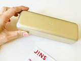 【JINS】お手頃価格の〈おうちメガネ〉が優秀すぎた「オシャレだからお出かけにも」