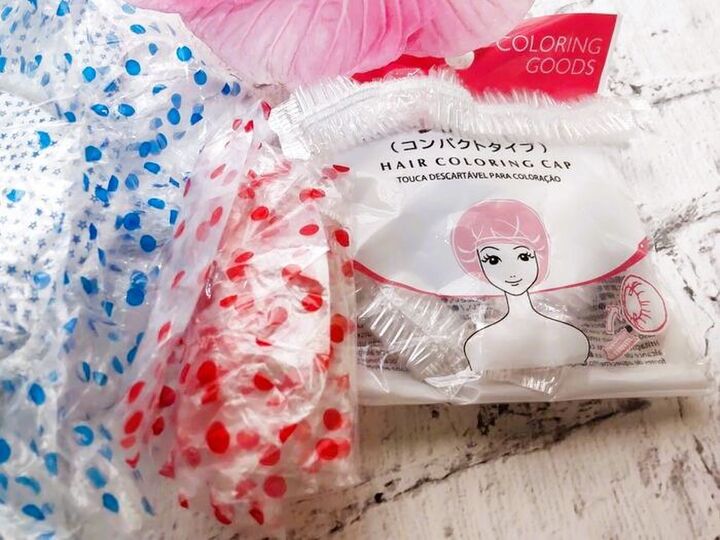 使い捨て〈シャワーキャップ〉捨てないで!まさかの場所にフィットします。困った時に使えるよ♪