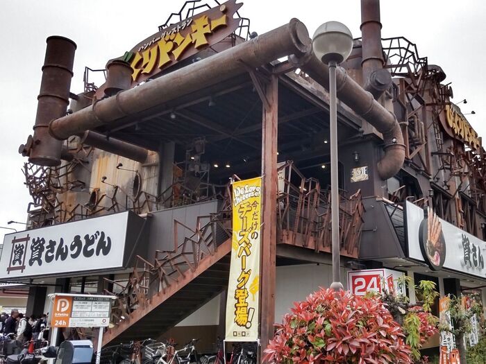 今回は、大阪市鶴見区の「資さんうどん今福鶴見店」にお邪魔しましたよ！