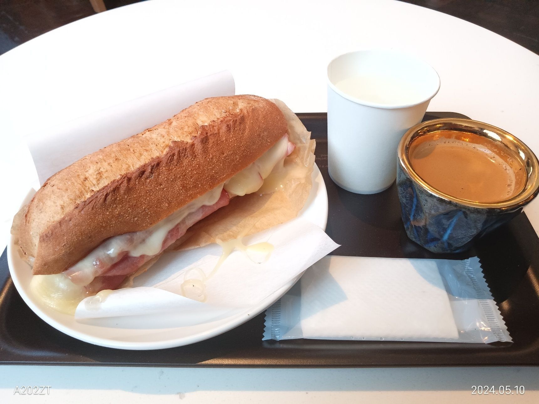 今日のespresso lunch【Starbucks Coffe PLiCO神戸店】