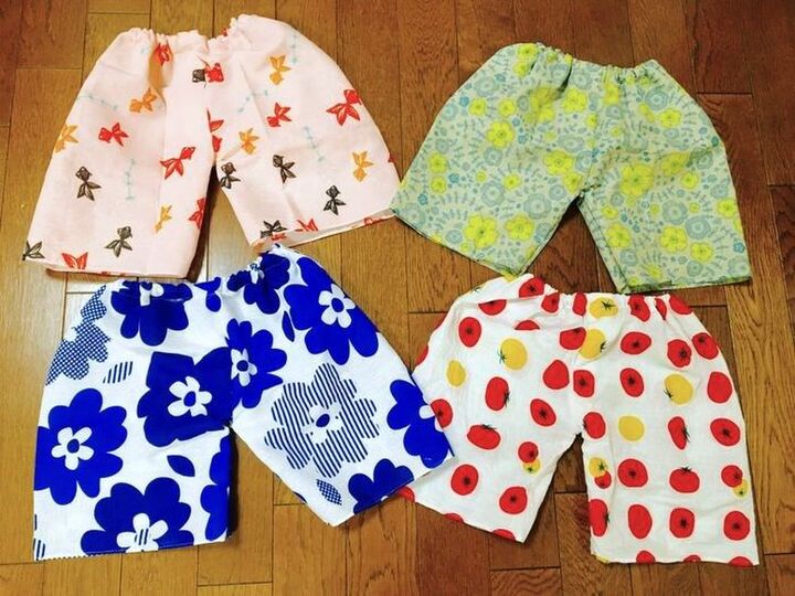 100均手ぬぐいでかわいいズボンができちゃった!〈型紙なし&10分で完成〉
