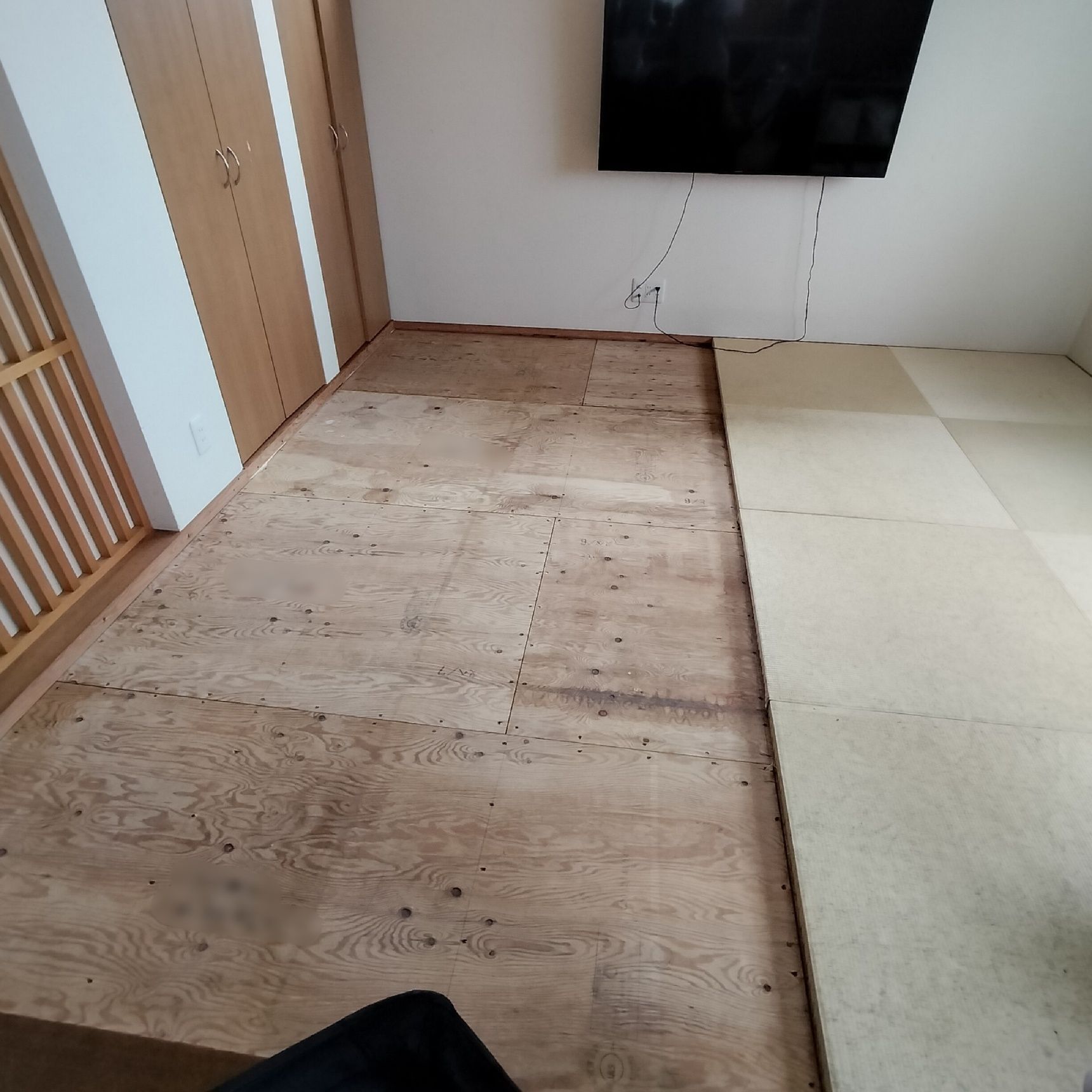 畳を干す間に床板の掃除