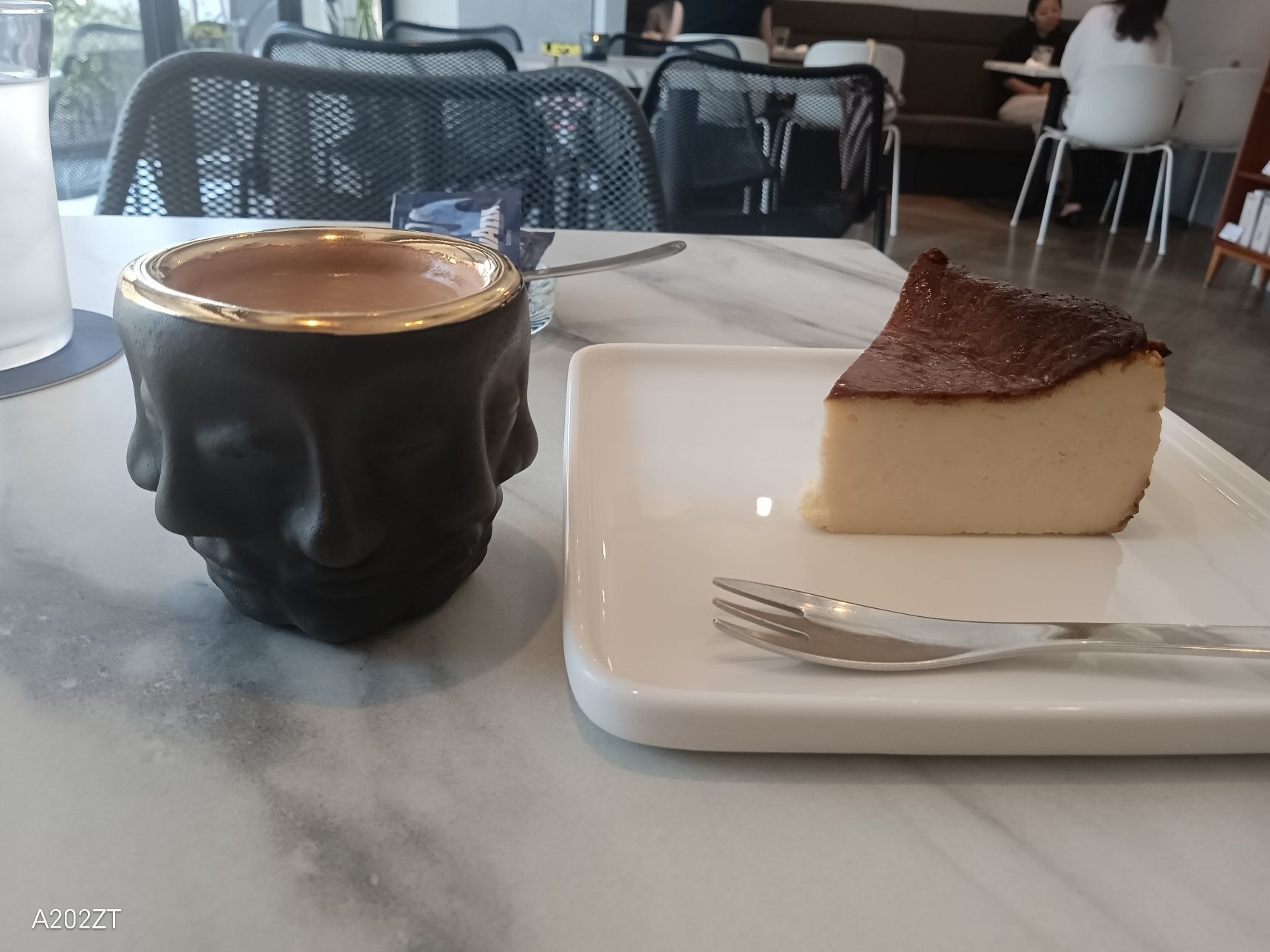 バスクチーズケーキとespresso