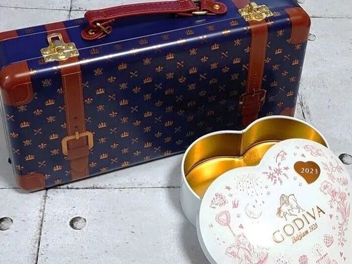 お菓子の空き缶はモノを入れるだけじゃない!「そんなまさか…!?」「目ウロコすぎる」活用術
