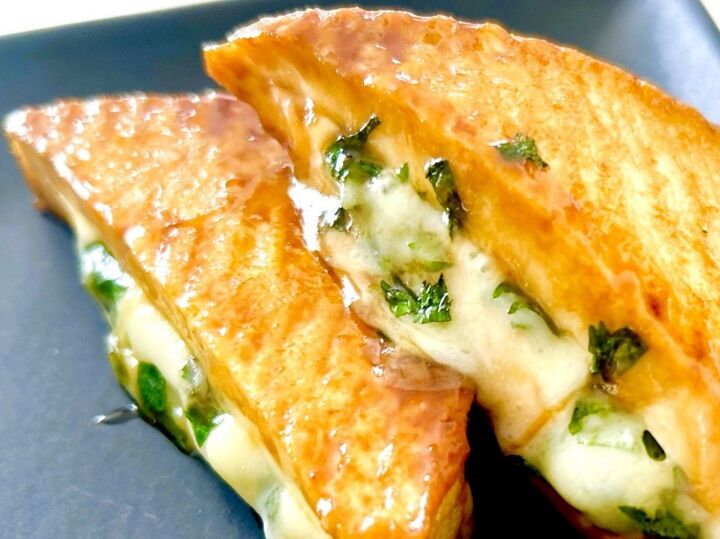 最強レシピ爆誕!【厚揚げの美味しい食べ方】3選。「簡単でいいね」「発想がスゴイ!」