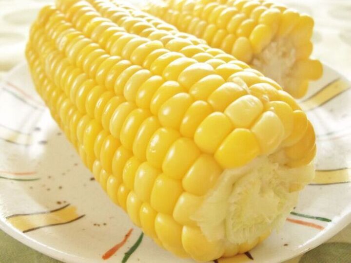 冷めてもシワシワにならない「とうもろこし」の茹で方!プリプリで甘い!しかも光熱費も節約♪