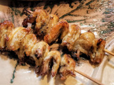 焼き鳥！骨なし手羽先の先っぽ！ぷるんと柔らか食感！鶏ガラスープをとった後、、、