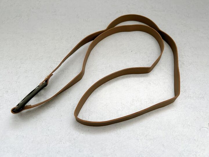 【セリア】熱中症対策に!シンプルなストラップで荷物を減らしつつお出かけを快適に♪