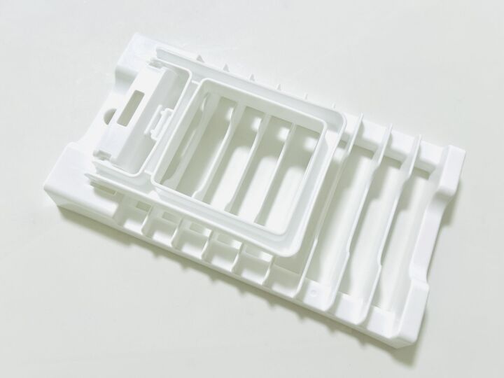 【ダイソー】仕切りがいっぱいのアイテム、どう使う?省スペースで、お悩みをばっちり解決!「これで家事ラク♡」